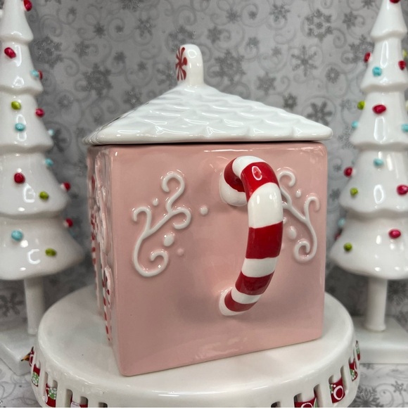 LANG Christmas Pale Pink Peppermint Gingerbread Candy Cane Ceramic Xmas Teapot - Picture 2 of 12